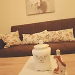 Rosemary 아파트