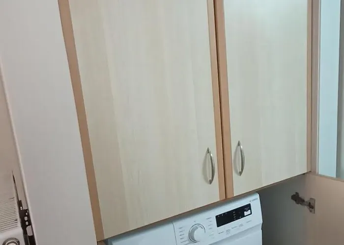 Daire Rosemary Erétria